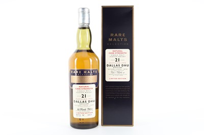 Lot 49 - DALLAS DHU 1975 21 YEAR OLD RARE MALTS