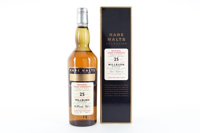 Lot 95 - MILLBURN 1975 25 YEAR OLD RARE MALTS