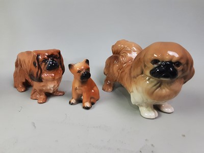 Lot 529 - ROYAL DOULTON FIGURE OF A PEKINESE DOG