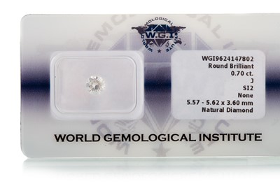 Lot 446 - **CERTIFICATED UNMOUNTED DIAMOND