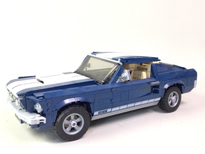 Lot 684 - LEGO 10265 CREATOR FORD MUSTANG MODEL CAR