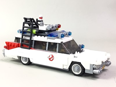 Lot 686 - LEGO 21108 IDEAS, GHOSTBUSTERS ECTO-1 MODEL VEHICLE