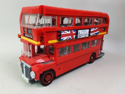 Lot 689 - LEGO CREATOR 10258 LONDON BUS MODEL