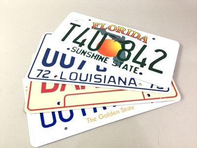 Lot 596 - GROUP OF REPRODUCTION LICENSE PLATES