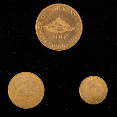 Lot 53 - JOMO KENYATTA GOLD KENYAN THREE COIN SET