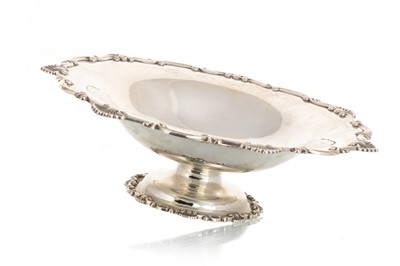 Lot 1193 - GEORGE V SILVER COMPORT