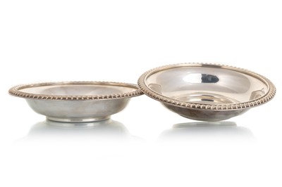 Lot 1194 - PAIR OF ELIZABETH II BONBON DISHES