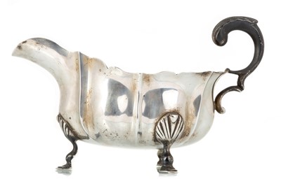 Lot 1204 - VICTORIAN SILVER SAUCE BOAT