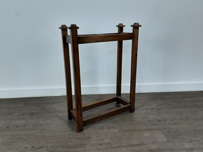 Lot 122 - OAK STICK STAND