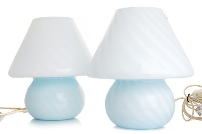 Lot 447 - ATTRIBUTED TO VISTOSSI, PAIR OF MURANO GLASS 'MUSHROOM' TABLE LAMPS