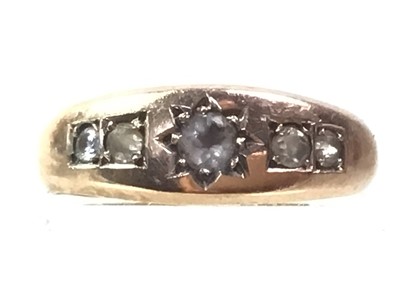 Lot 7 - NINE CARAT GOLD RING