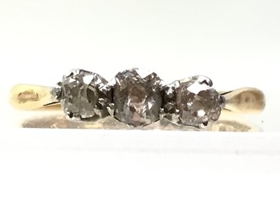 Lot 53 - DIAMOND TRILOGY RING