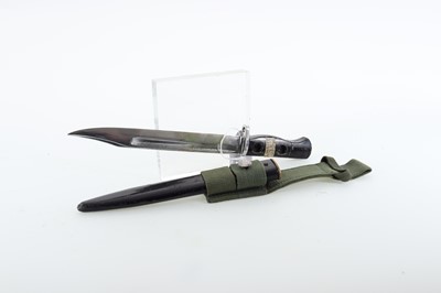 Lot 94 - BRITISH L1A3 BAYONET