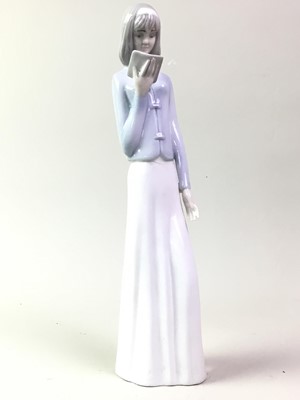 Lot 188 - PAIR OF TENGRA STANDING FIGURES OF FEMALES