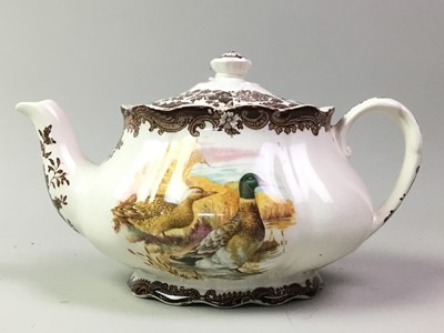 Lot 195 - ROYAL WORCESTER DINNER SERVICE