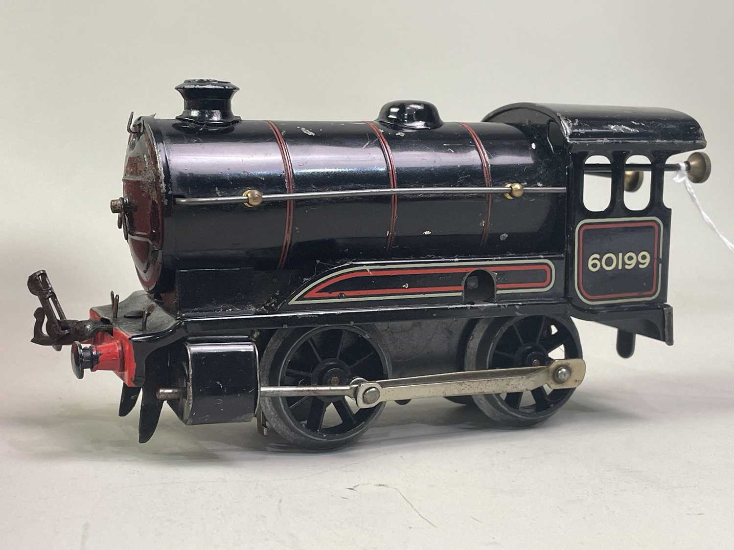 Lot 109 - HORNBY O GAUGE CLOCKWORK MODEL TRAIN SET