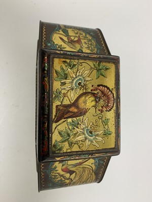 Lot 167 - EXOTIC BIRDS BISCUIT TIN