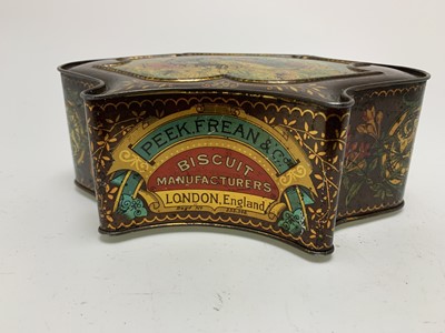 Lot 167 - EXOTIC BIRDS BISCUIT TIN