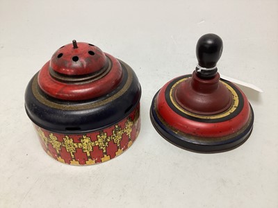 Lot 62 - HUMMING TOP BISCUIT TIN