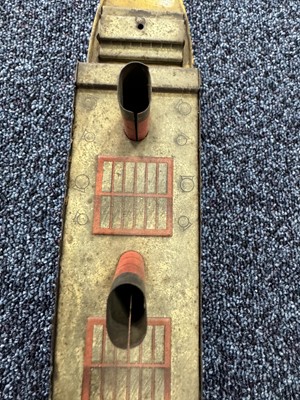 Lot 65 - OCEAN LINER BISCUIT TIN