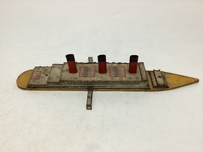 Lot 65 - OCEAN LINER BISCUIT TIN