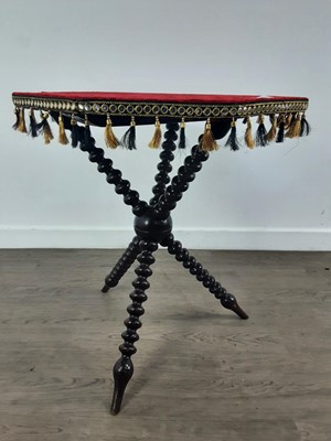 Lot 211 - MAHOGANY GYPSY TABLE