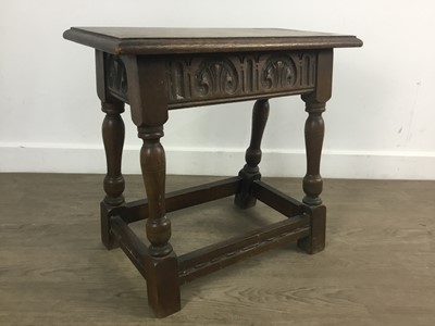 Lot 268 - OAK STOOL