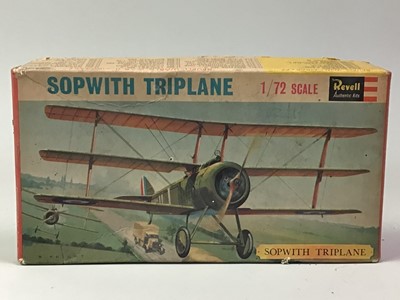 Lot 333 - COLLECTION OF REVELL MODEL AEROPLANES