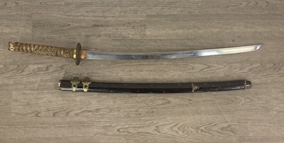 Lot 113 - JAPANESE KATANA