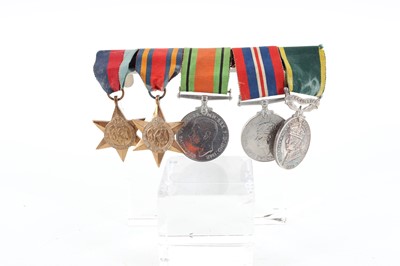 Lot 119 - WWI AND WWII SERVICE MEDAL GROUPS