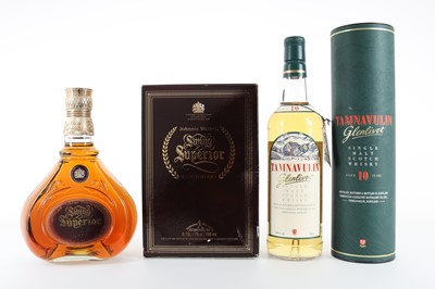 Lot 173 - TAMNAVULIN-GLENLIVET 10 YEAR OLD AND JOHNNIE WALKER SWING SUPERIOR 75CL