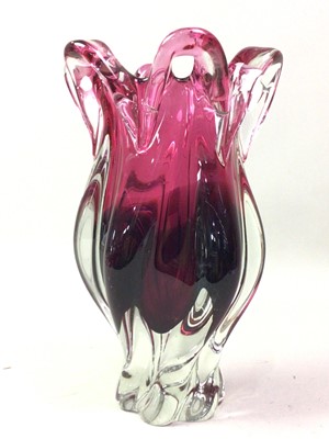 Lot 473 - MID CENTRY GLASS VASE