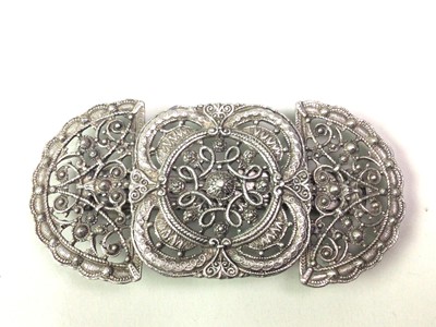 Lot 316 - GROUP OF COSTUME JEWELLERY