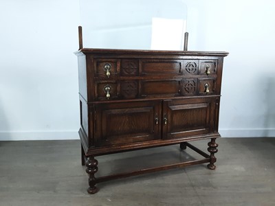 Lot 476 - OAK CUPBOARD CHEST
