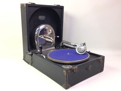 Lot 530 - PORTABLE GRAMOPHONE