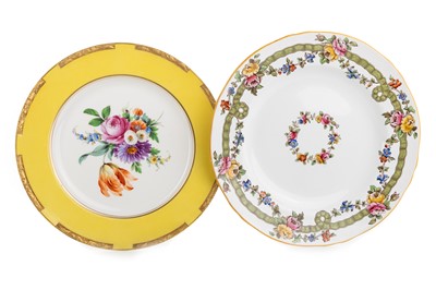 Lot 1261 - HUTSCHENREUTHER, CABINET PLATE