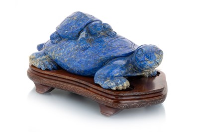 Lot 1535 - SUBSTANTIAL LAPIS LAZULI TURTLE