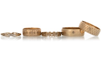 Lot 463 - COLLECTION OF GOLD RINGS