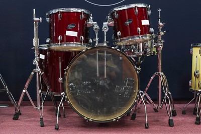 Lot 1002 - LUDWIG DRUM KIT