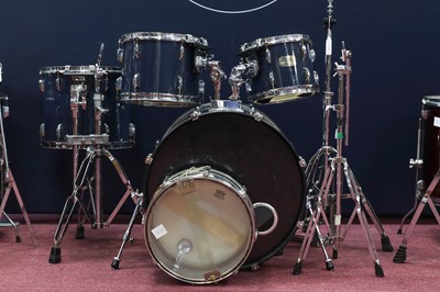 Lot 1003 - PEARL DRUM KIT