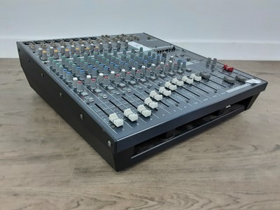 Lot 1069 - YAMAHA 14CH MIXER AMP