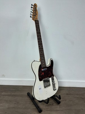 Lot 1056 - COLUMBUS GUITAR