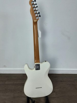 Lot 1056 - COLUMBUS GUITAR