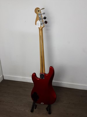 Lot 1062 - MARLIN BASS GUITAR