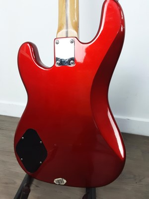 Lot 1062 - MARLIN BASS GUITAR