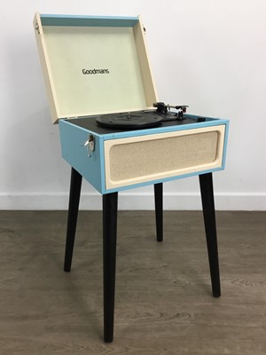 Lot 614 - GOODMANS VINTAGE STYLE RECORD PLAYER