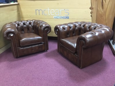 Lot 463 - CHESTERFIELD LEATHER THREE PIECE SUITE