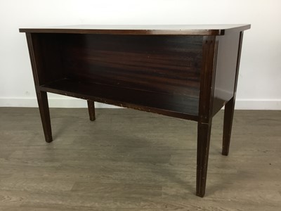 Lot 723 - OAK OPEN BOOKCASE