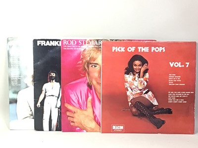 Lot 120 - GROUP OF VINYL RECORDS