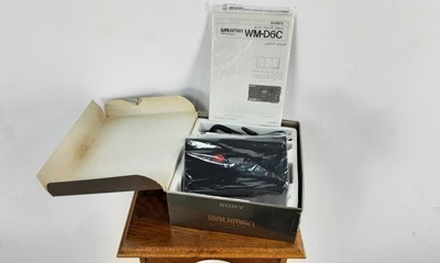 Lot 996 - SONY WALKMAN PROFESSIONAL WM-D6C